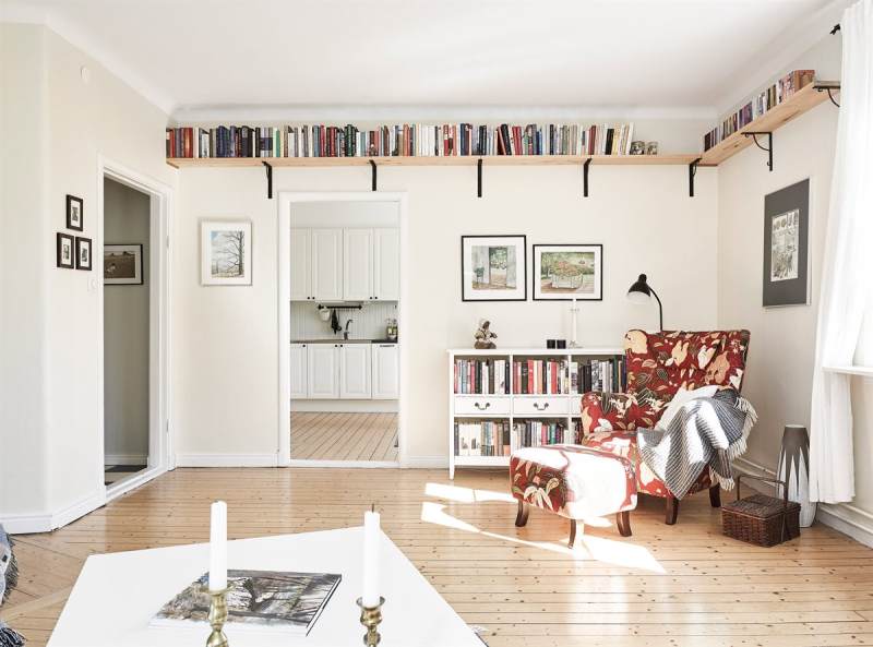 decorate and organize books decorate and organize books