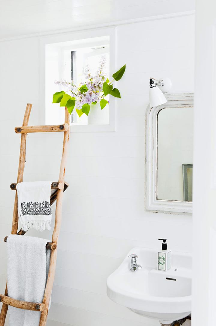 Towel rack: original and DIY Towel rack: original and DIY